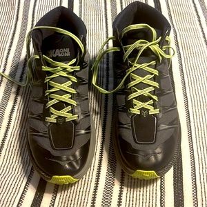 Nola 3/4 “ high top all purpose shoe